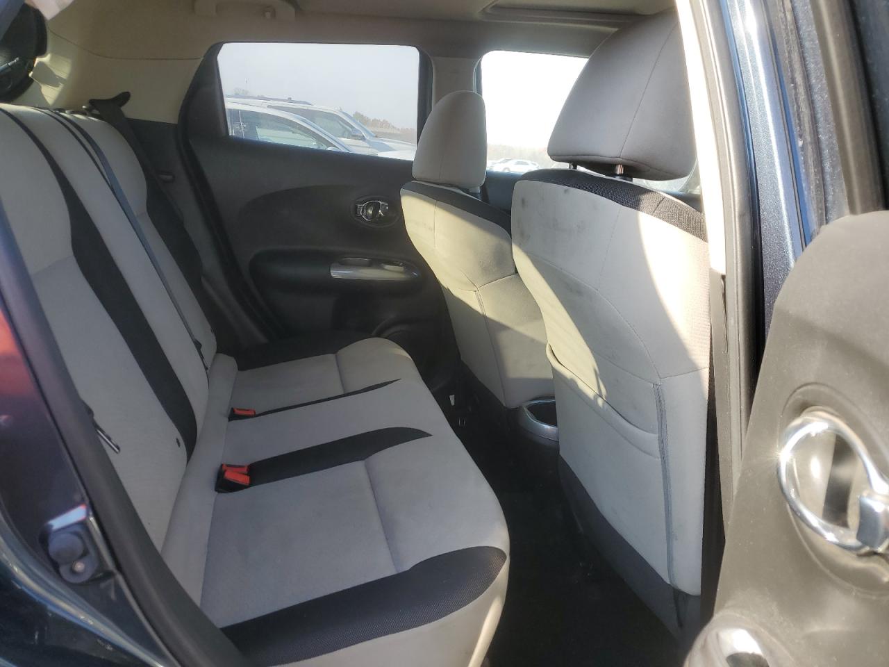2014 Nissan Juke - Image 10