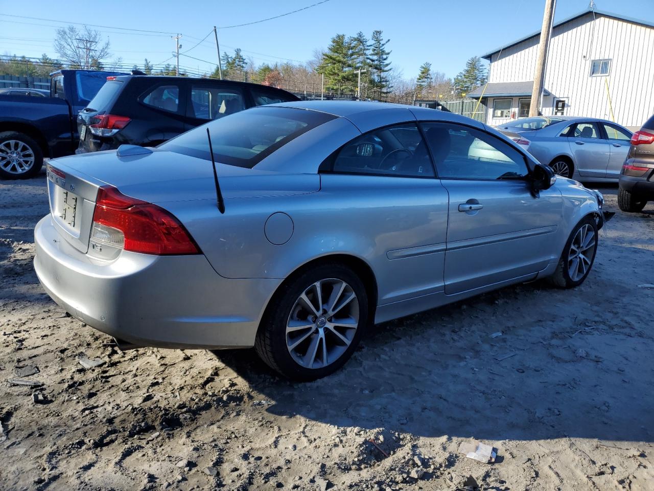 2013 Volvo C70 - Image 3
