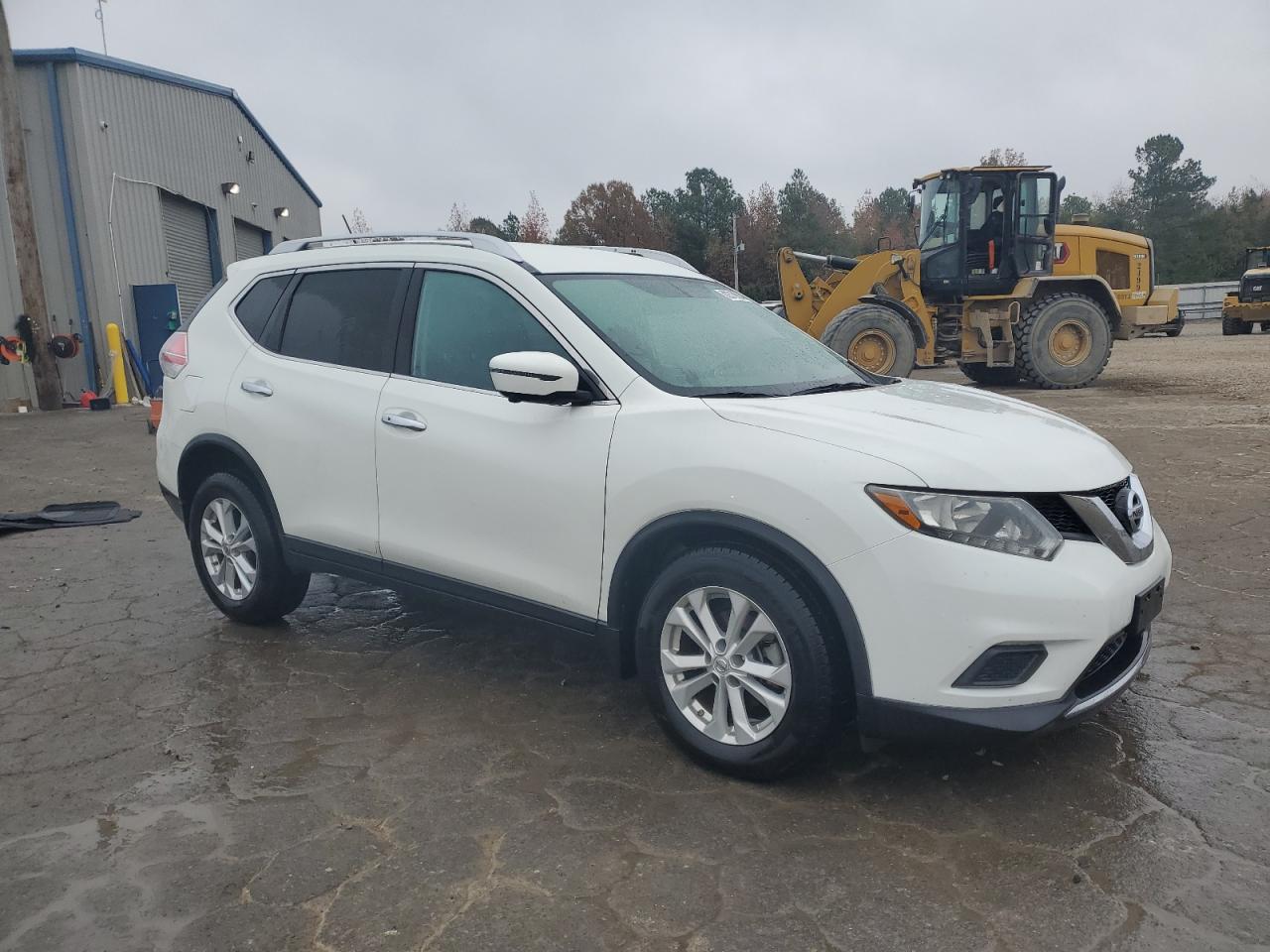 2016 Nissan Rogue - Image 1