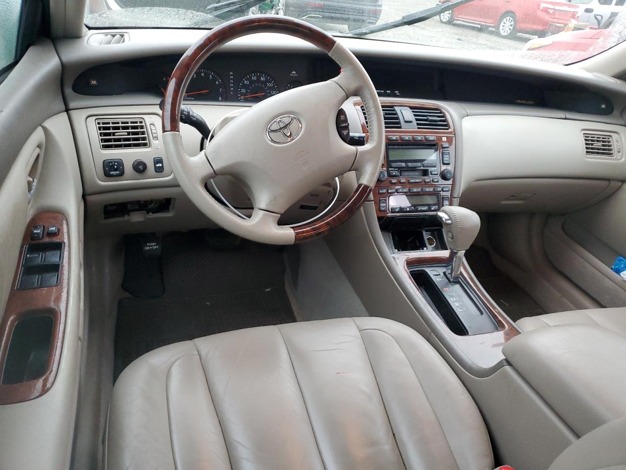 2003 Toyota Avalon - Image 8