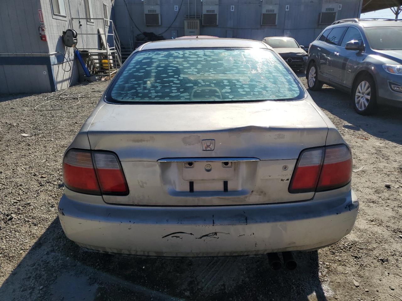 1996 Honda Accord Ex VIN: 1HGCD5655TA106011 Lot: 81959234