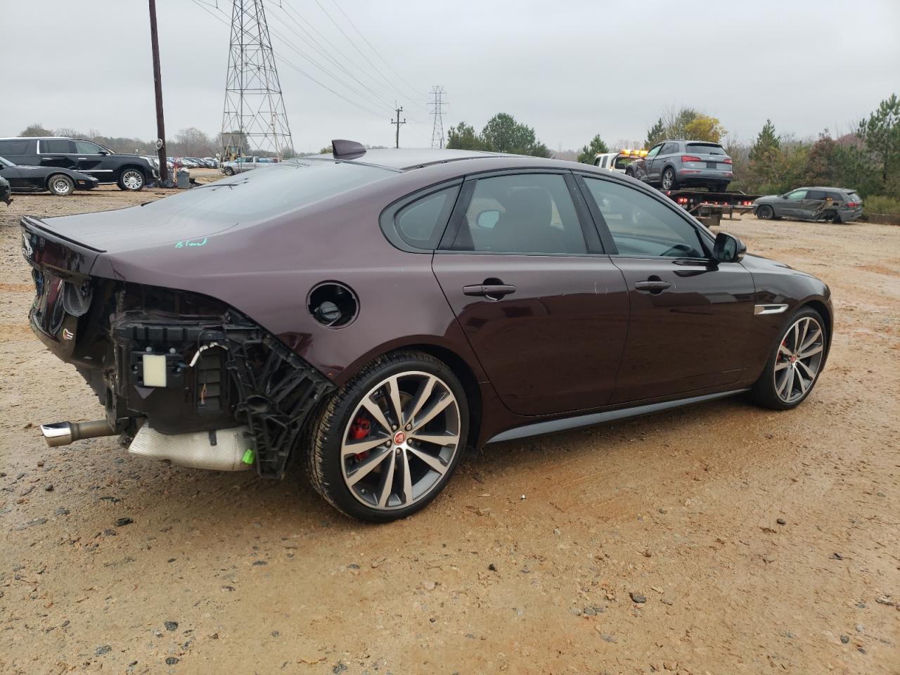 2017 Jaguar XF - Image 3