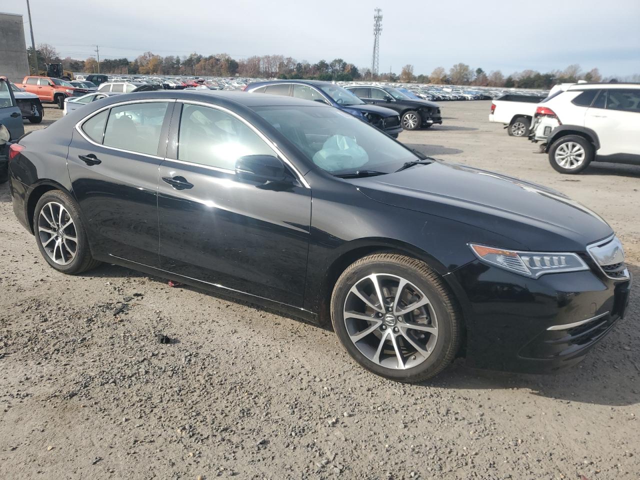 2015 Acura TLX - Image 4
