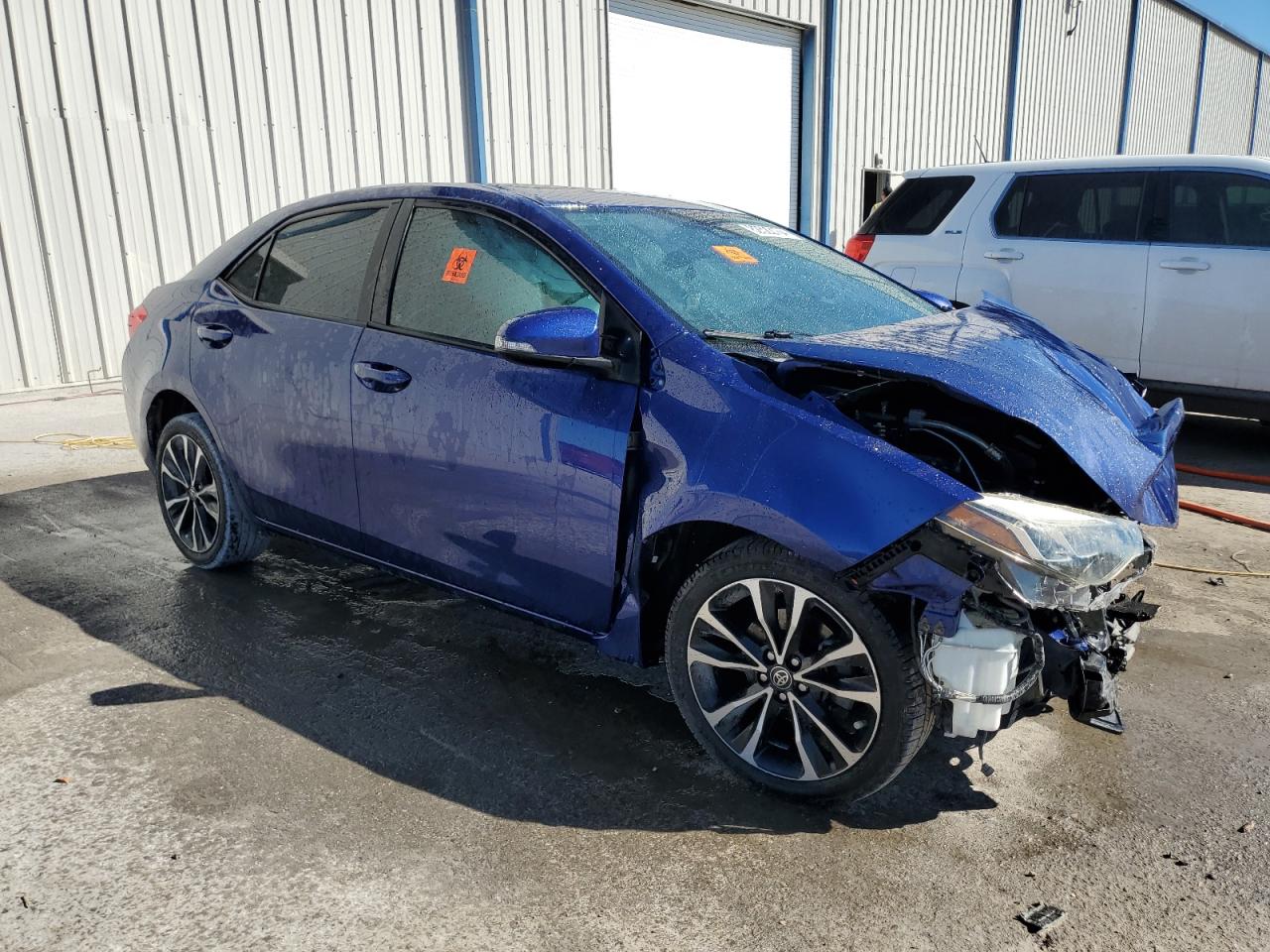 VIN 2T1BURHE1HC885439 2017 TOYOTA COROLLA no.4