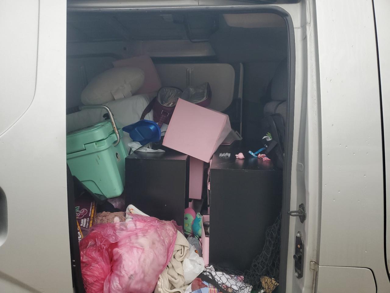 2015 Chevrolet Express - Image 10