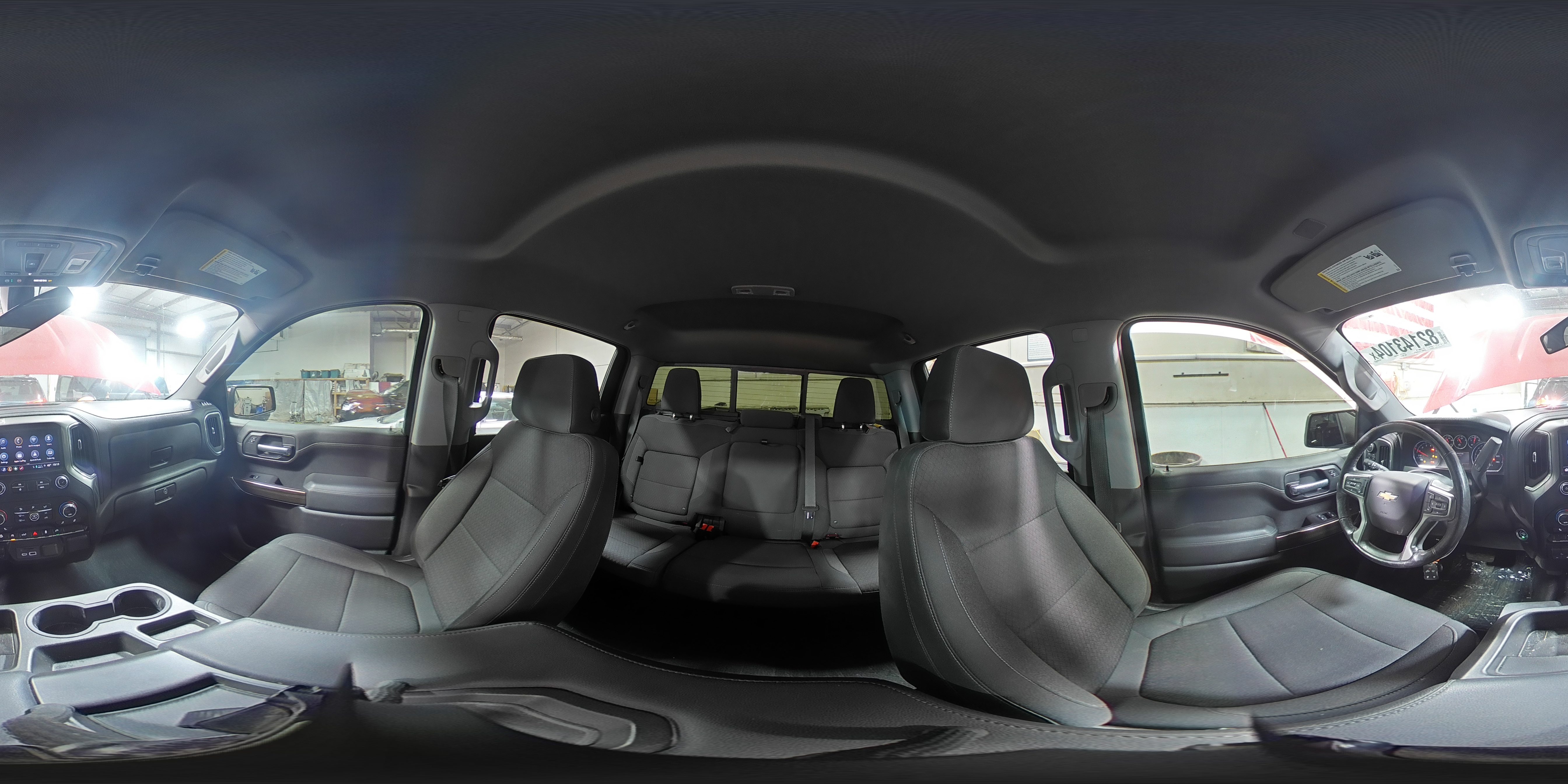 2021 Chevrolet Silverado - Image 15