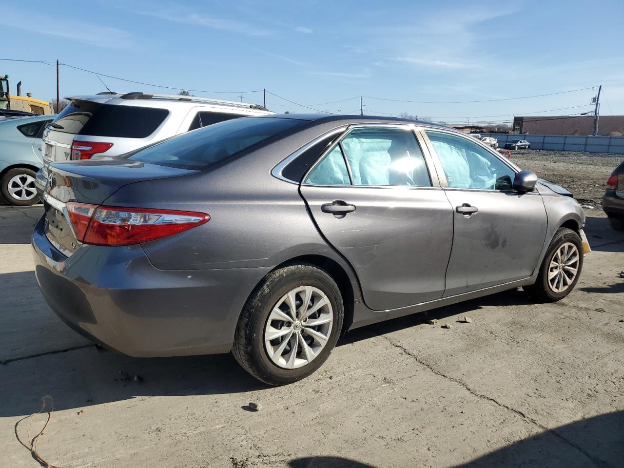 VIN 4T4BF1FK0GR525280 2016 TOYOTA CAMRY no.3