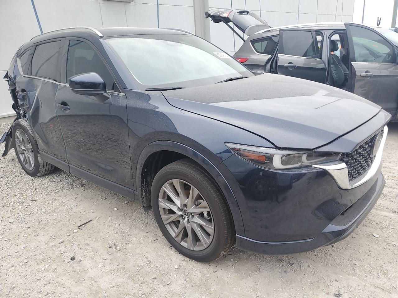 2024 Mazda CX-5 - Image 4