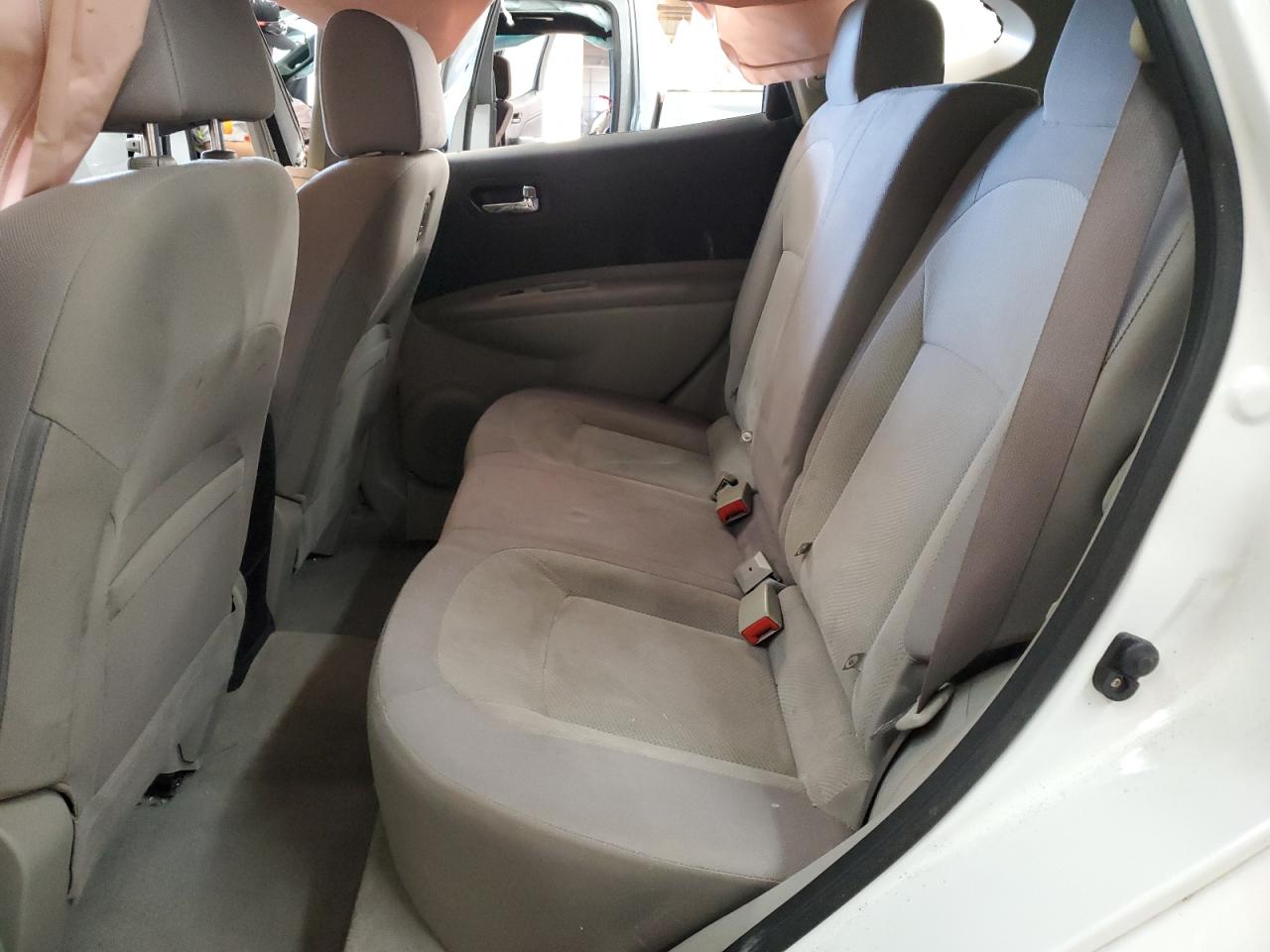2013 Nissan Rogue - Image 11
