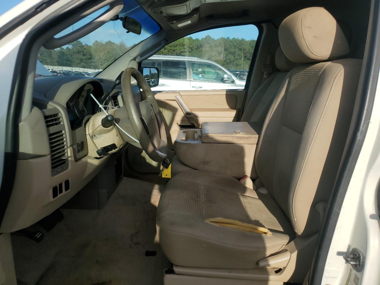2008 Nissan Titan - Image 7