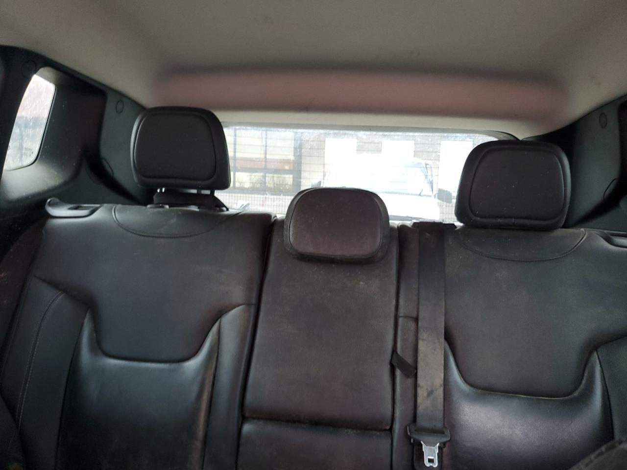 2016 Jeep Renegade - Image 10