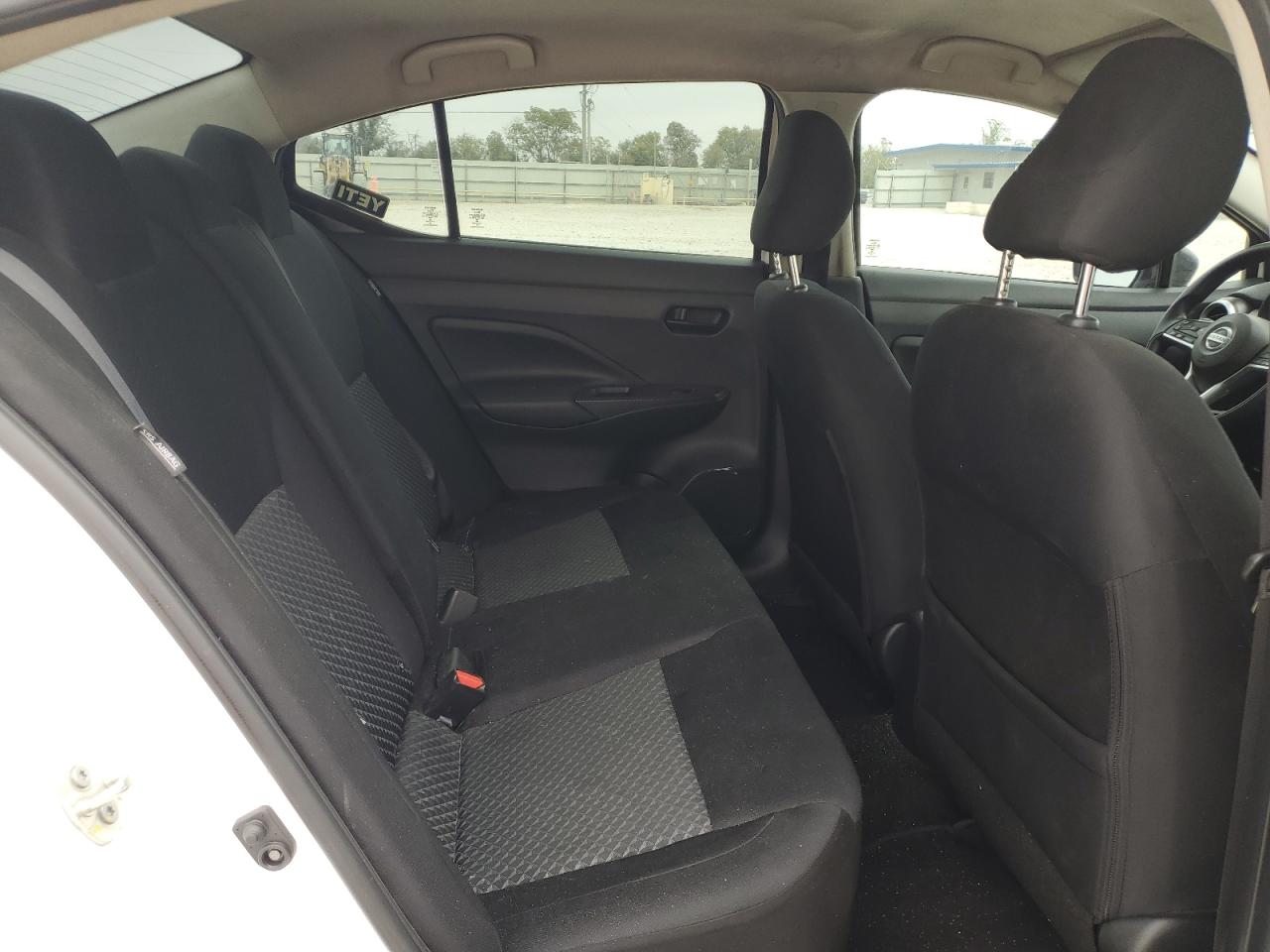 2020 Nissan Versa - Image 10