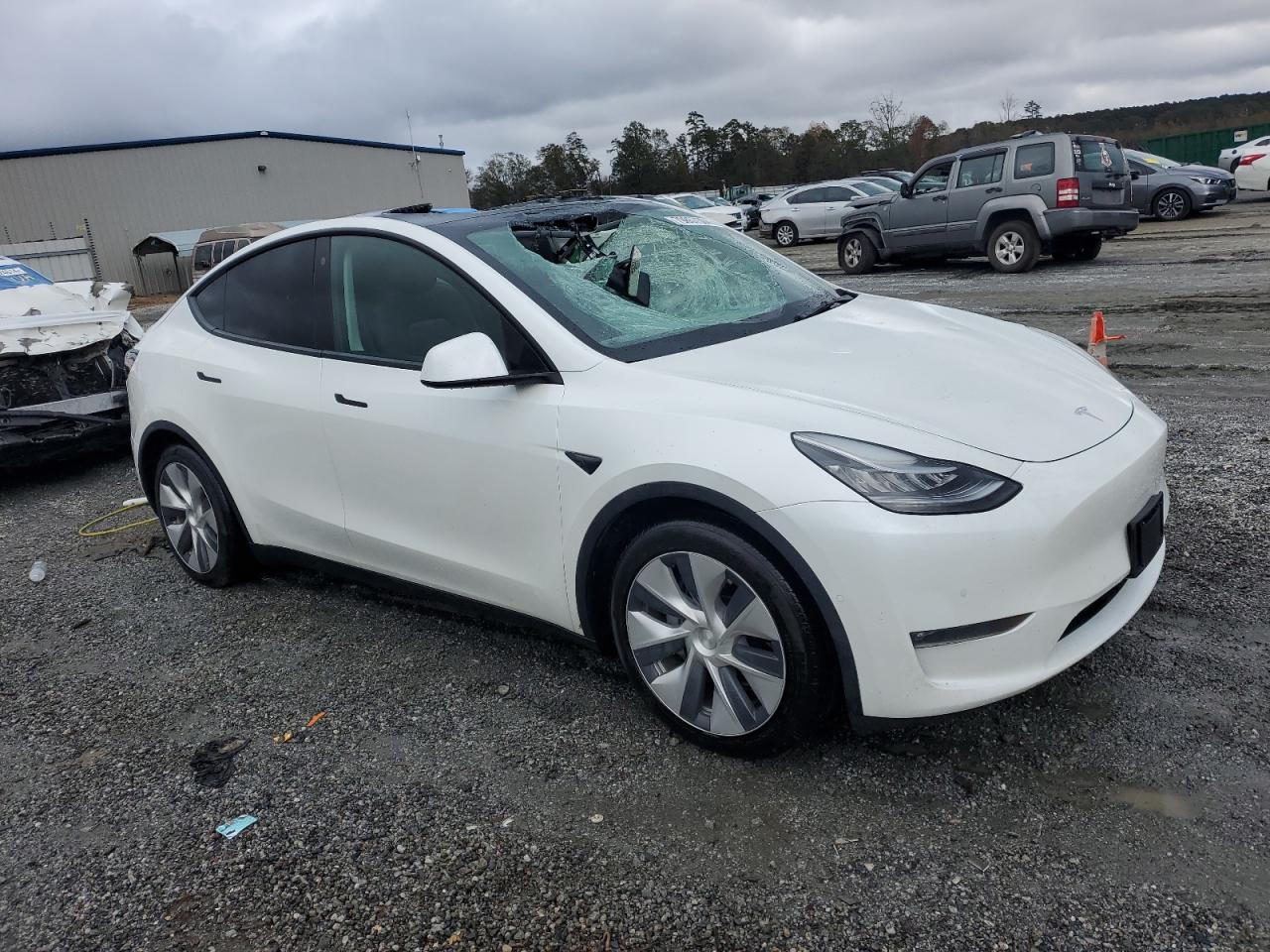 5YJYGAEE3MF145484 Tesla Model Y 2021. Фото: 3