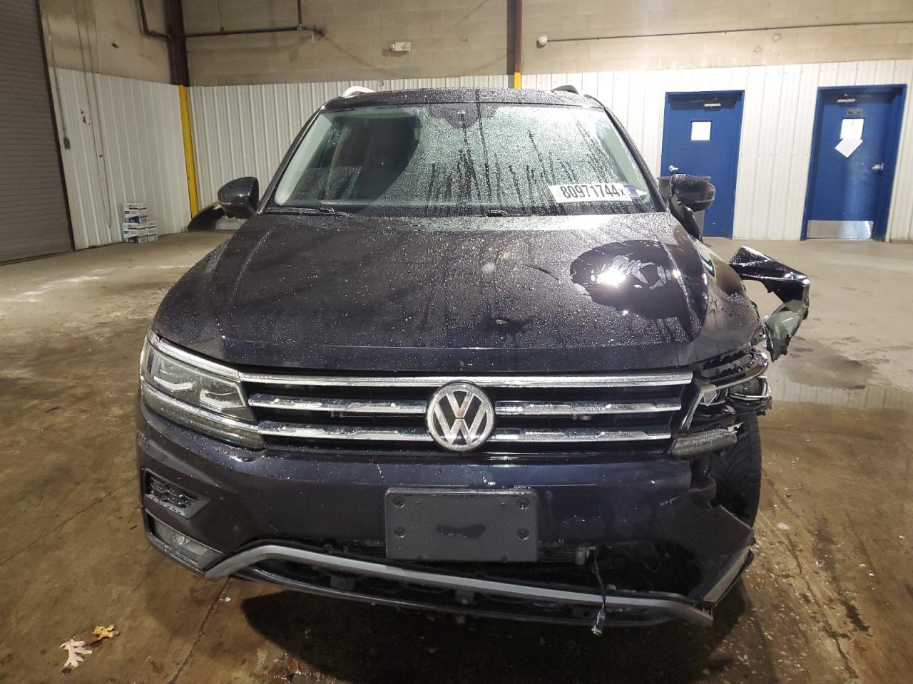 2018 Volkswagen Tiguan - Image 5
