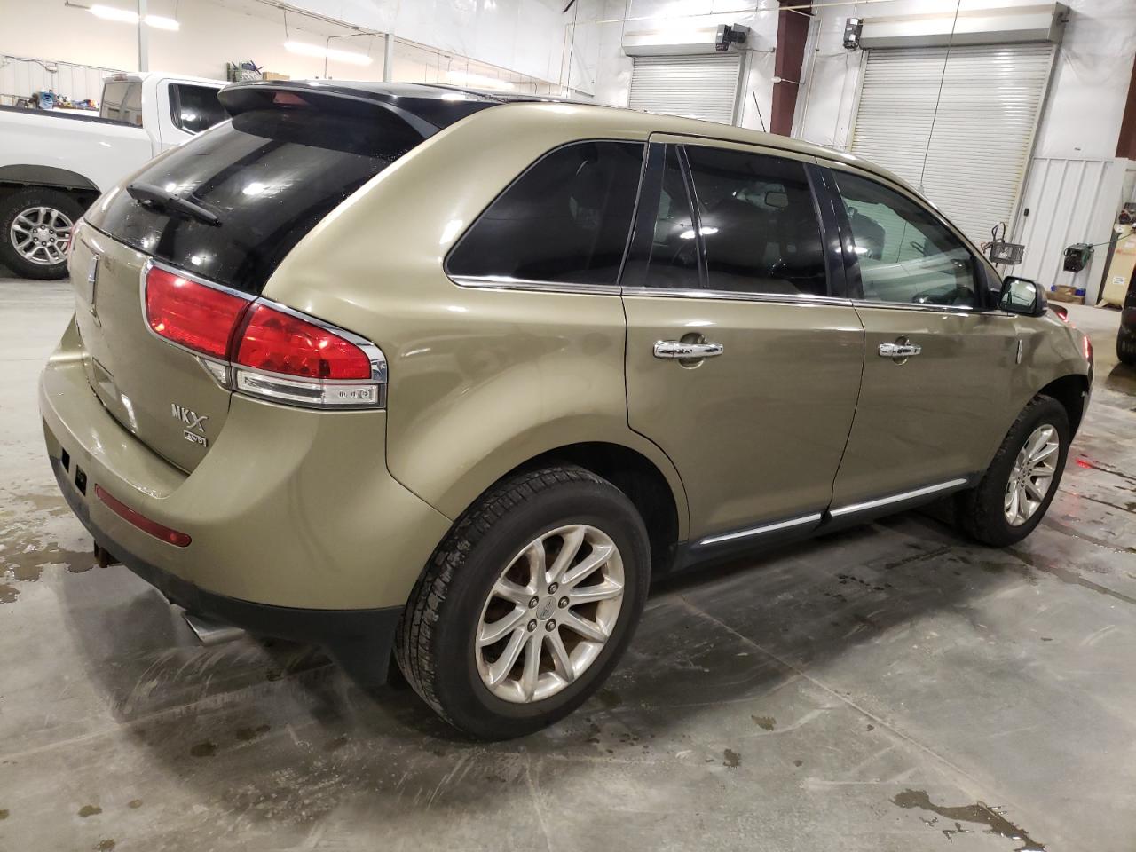 2013 Lincoln MKX - Image 3