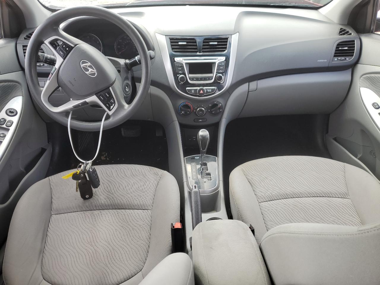 2014 Hyundai Accent - Image 8