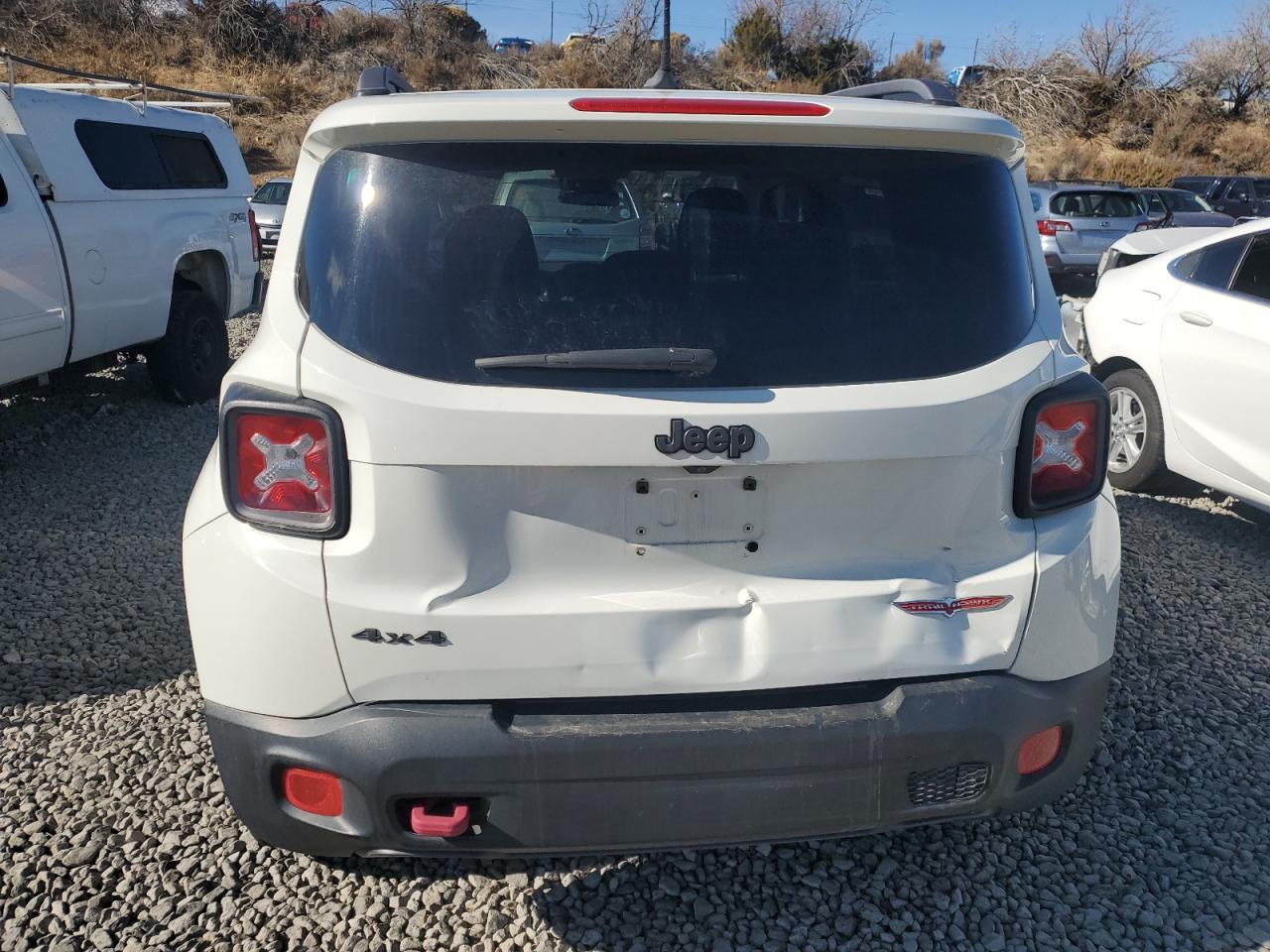 VIN ZACCJBCT9FPB98088 2015 JEEP RENEGADE no.6