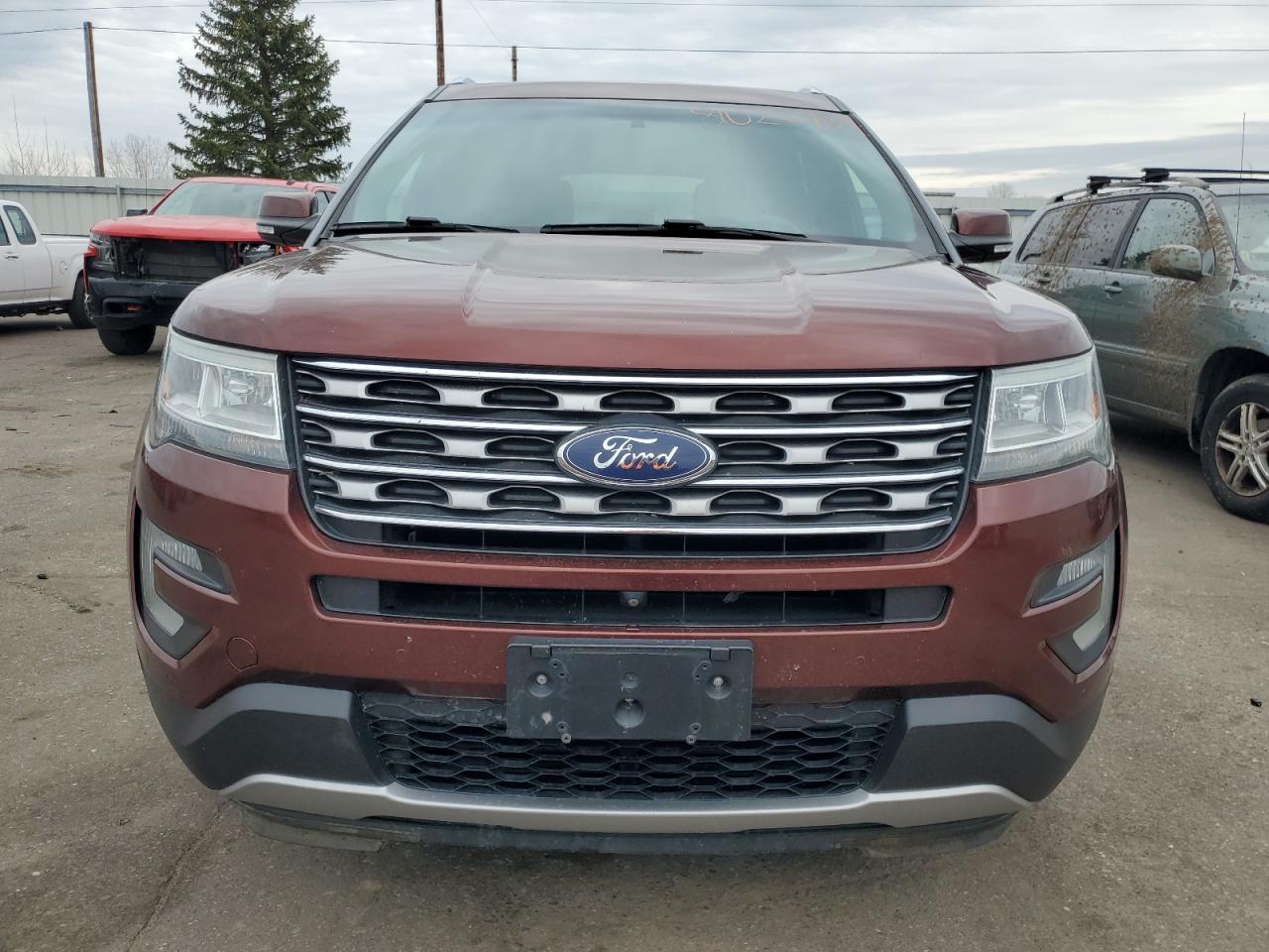 2016 Ford Explorer - Image 5