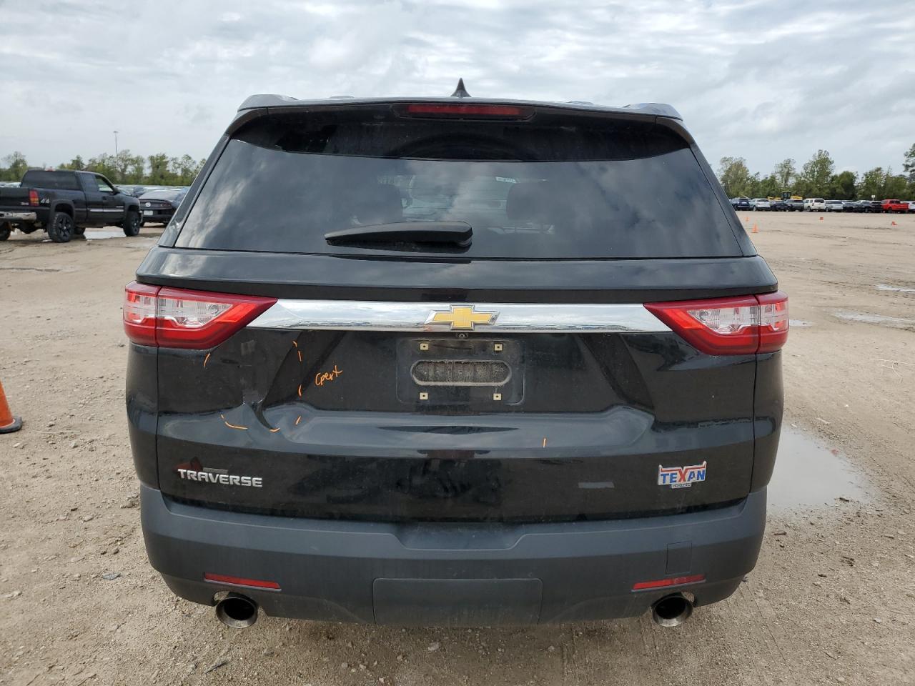 2020 Chevrolet Traverse Ls VIN: 1GNERFKW3LJ146172 Lot: 81123874