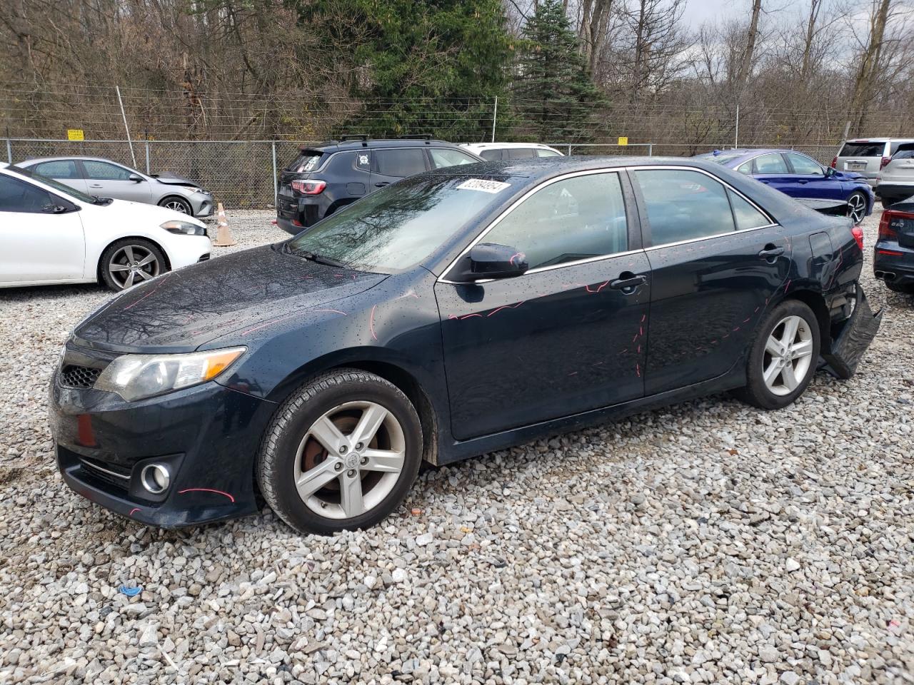 2013 TOYOTA CAMRY