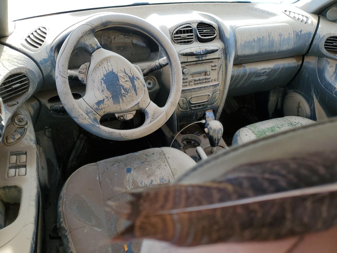 2002 Hyundai Santa Fe - Image 8