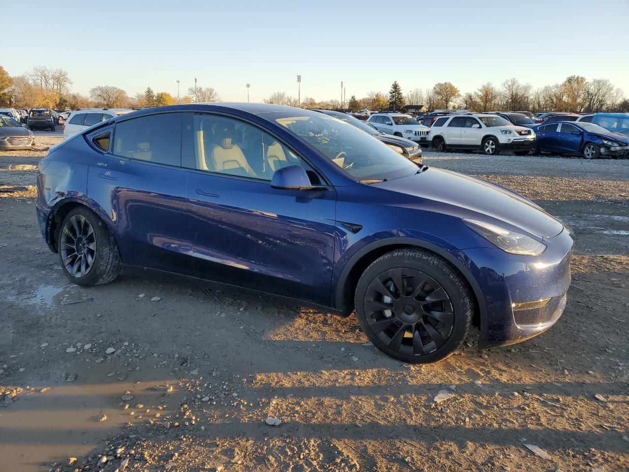 VIN 7SAYGDEE5RA219416 2024 TESLA MODEL Y no.4