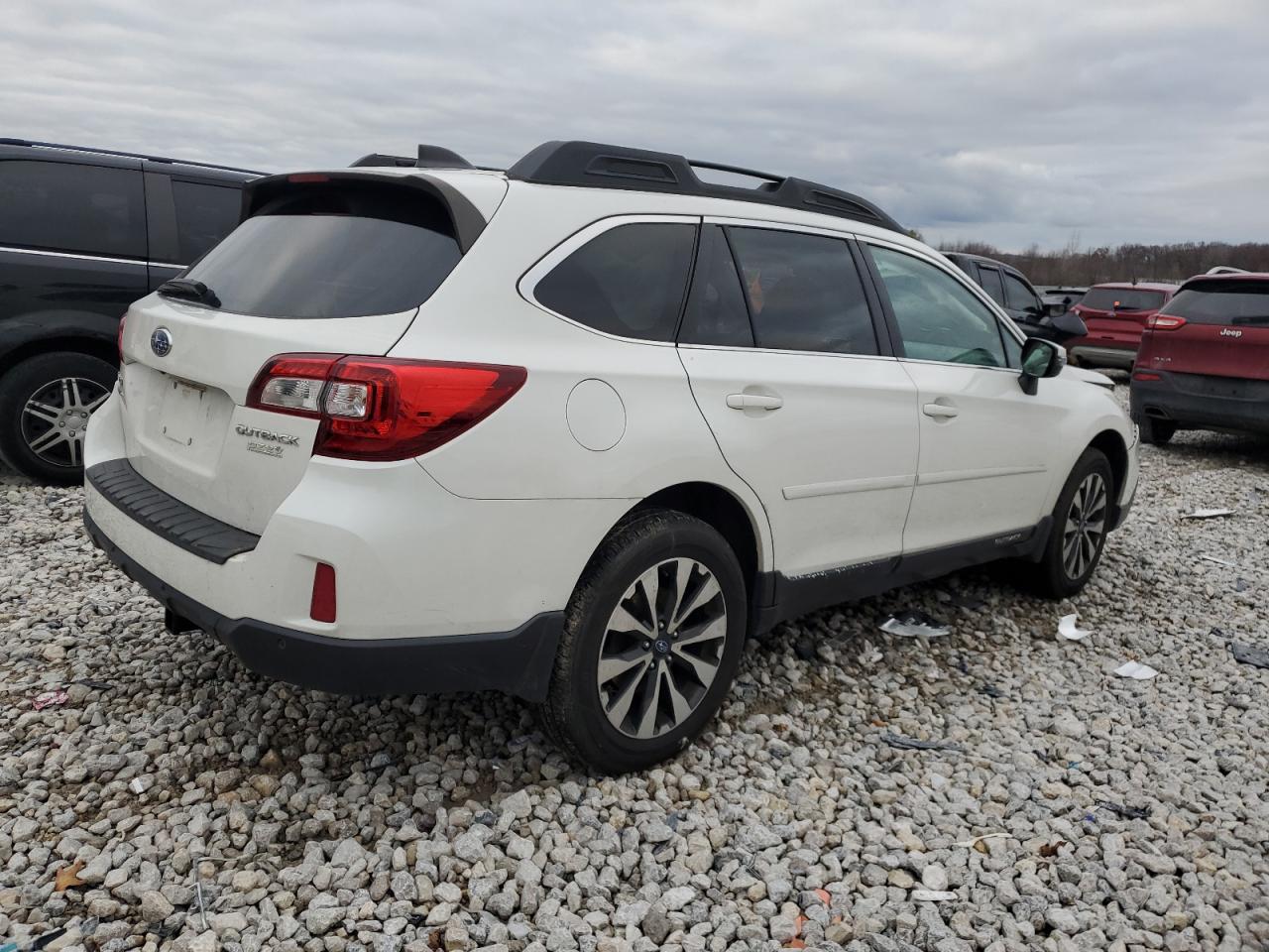2017 Subaru Outback - Image 3