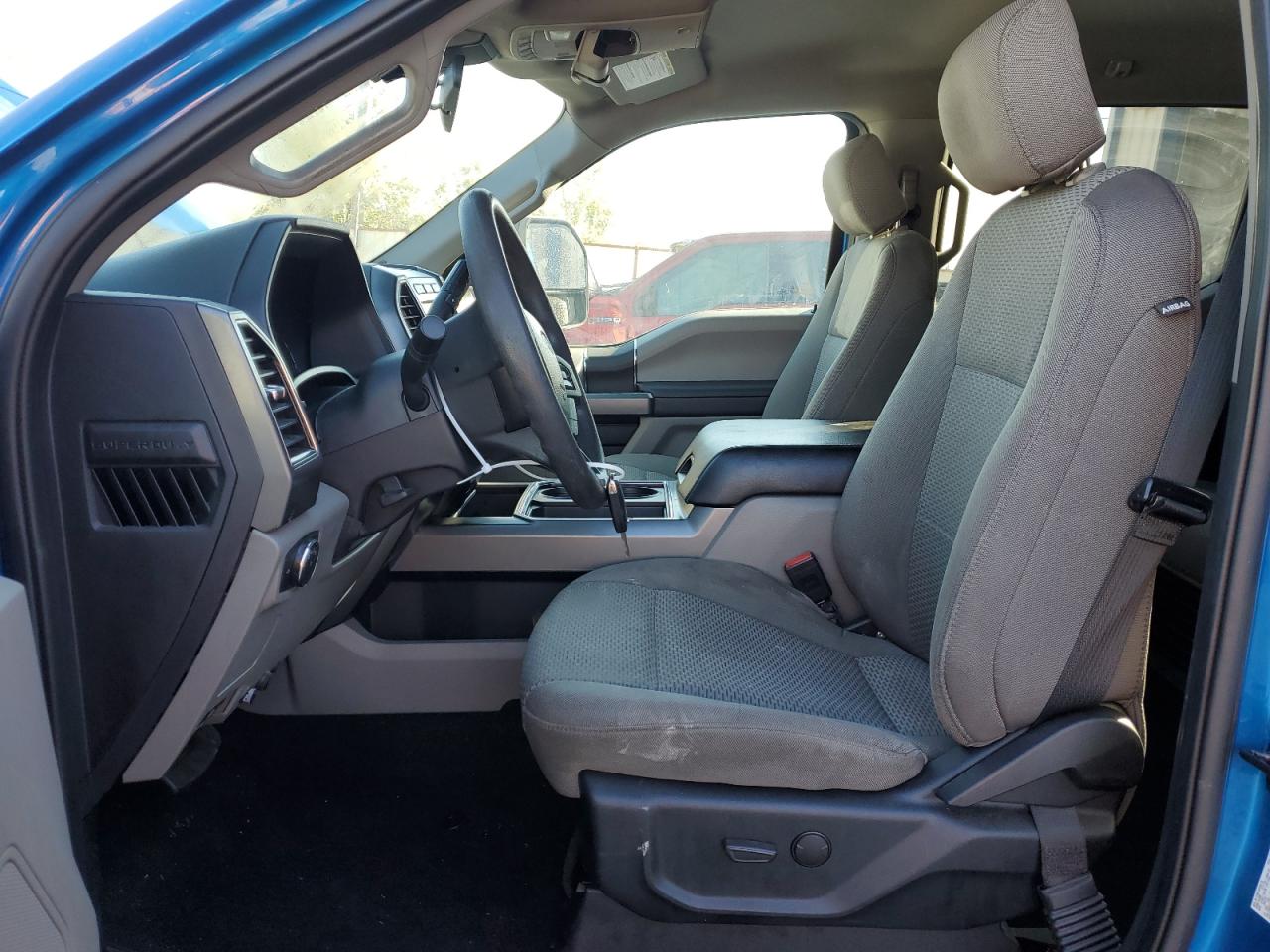 2020 Ford F250 - Image 7