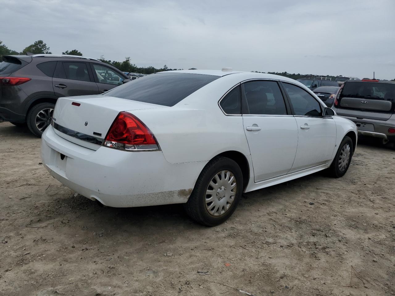 2010 Chevrolet Impala - Image 3