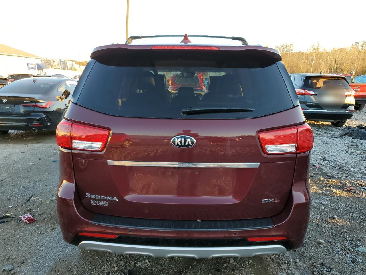 VIN KNDME5C13G6147506 2016 KIA SEDONA no.6