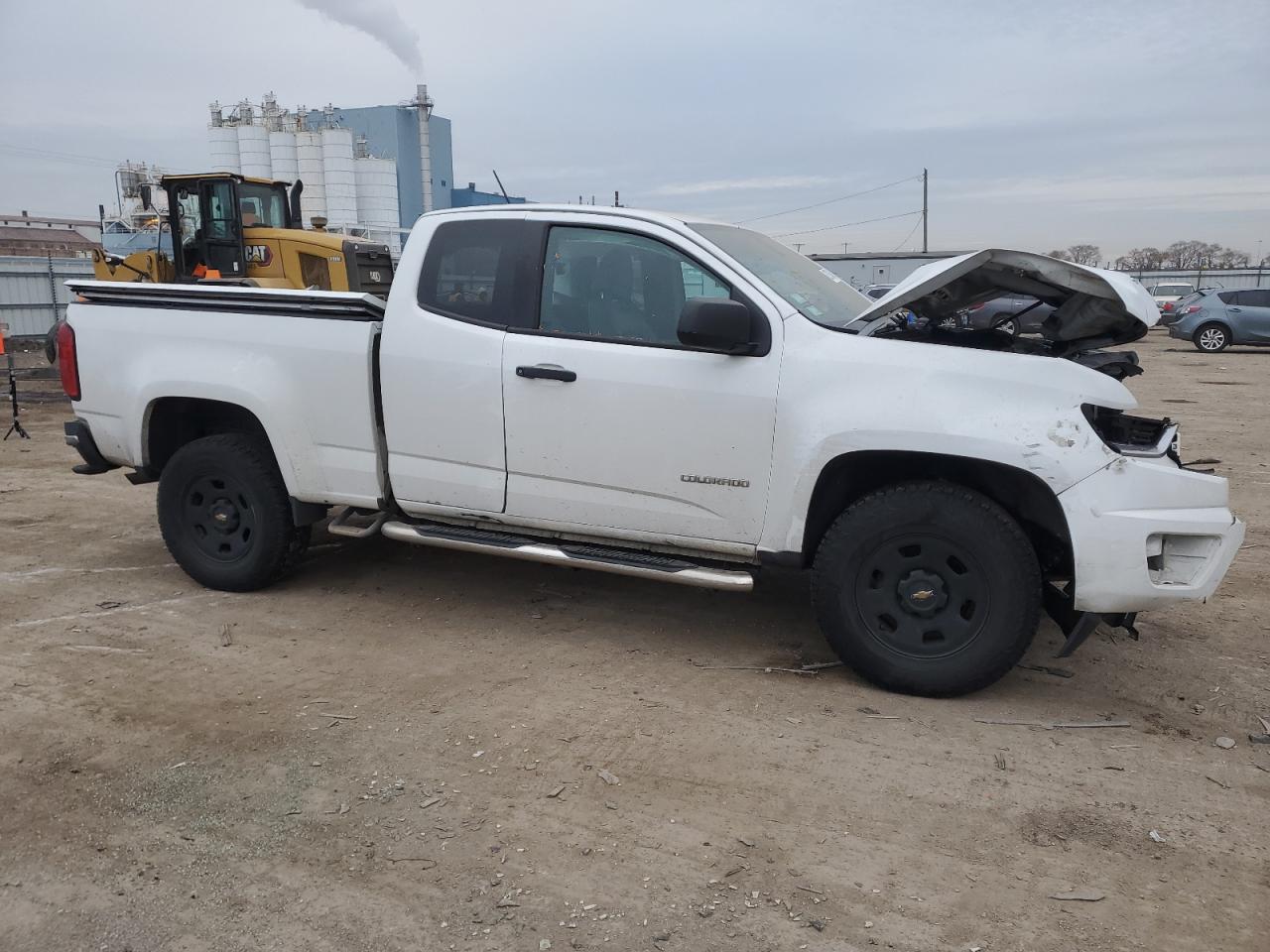 VIN 1GCHSBEAXH1165229 2017 CHEVROLET COLORADO no.4