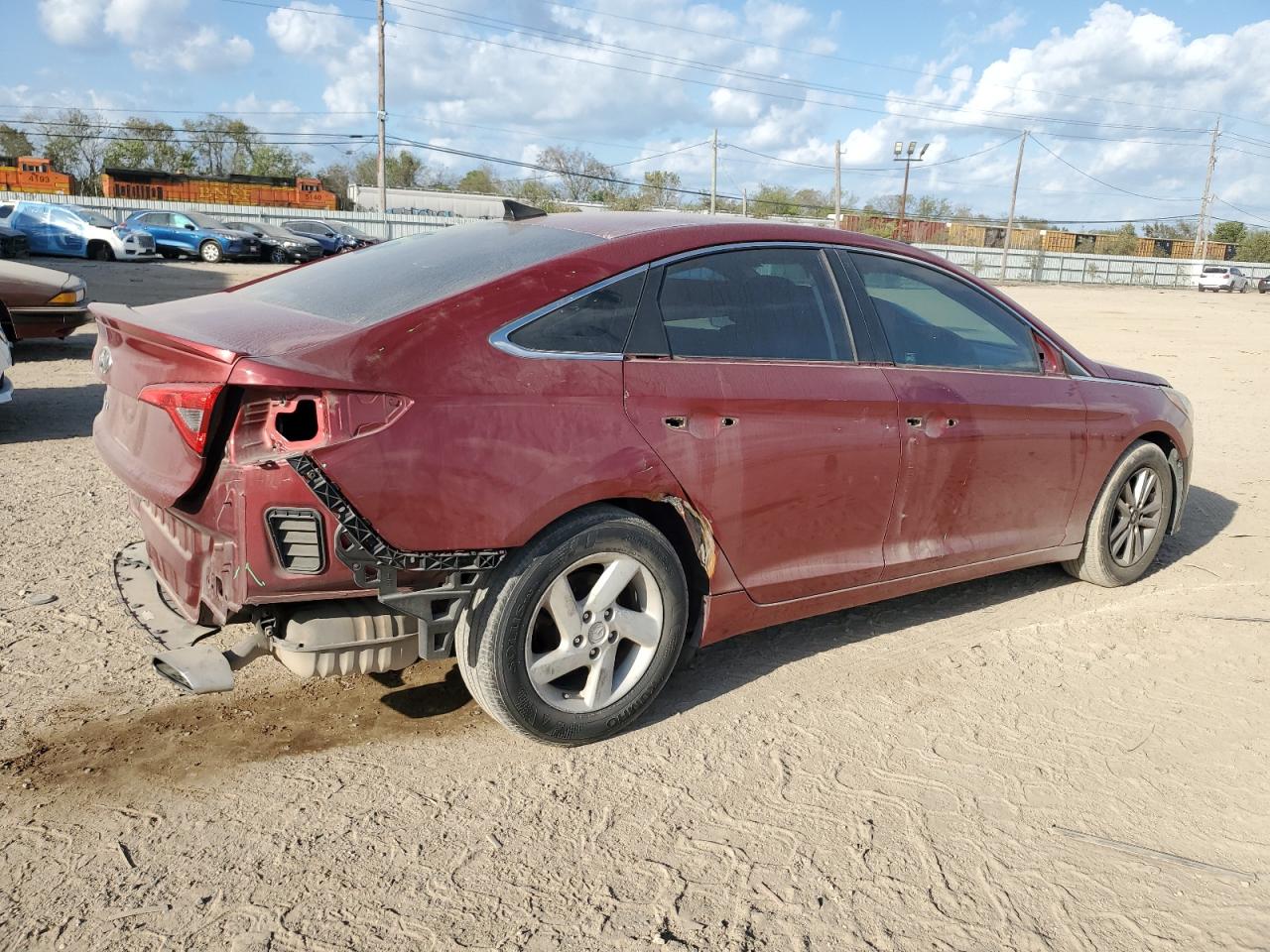 2016 Hyundai Sonata - Image 3