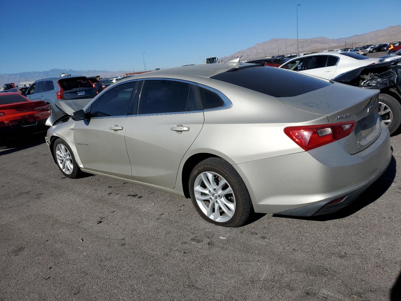 VIN 1G1ZE5ST5GF290796 2016 CHEVROLET MALIBU no.2