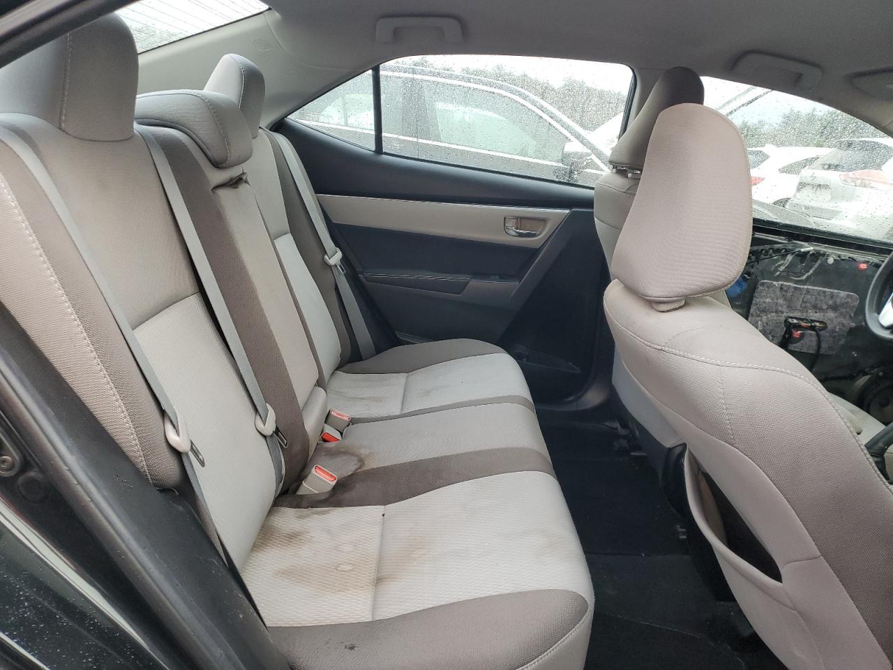2018 Toyota Corolla - Image 10