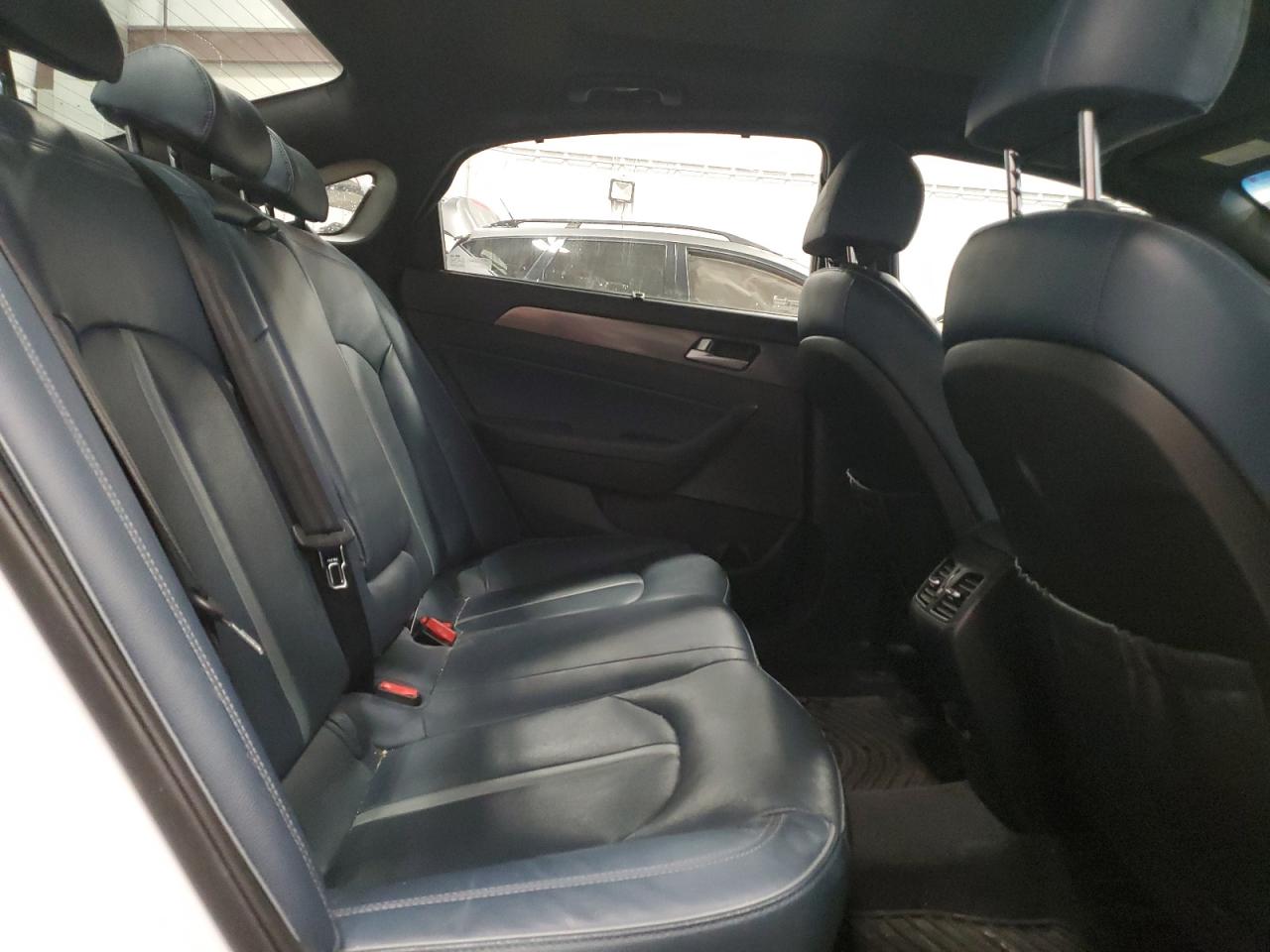 2018 Hyundai Sonata - Image 10