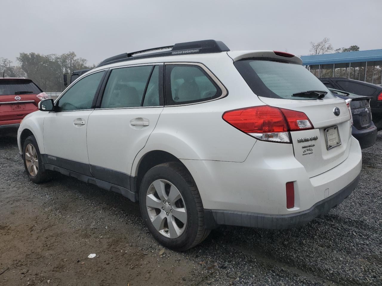 2012 Subaru Outback - Image 2