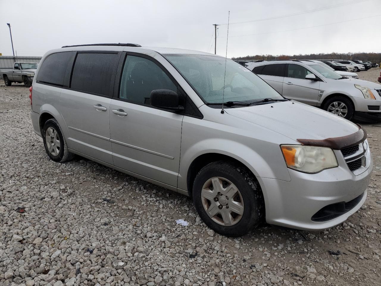 2011 Dodge Caravan - Image 4