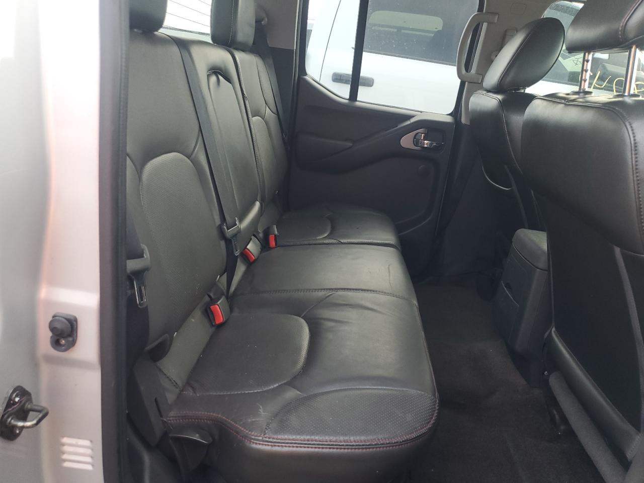 2012 Nissan Navara (Frontier) - Image 10