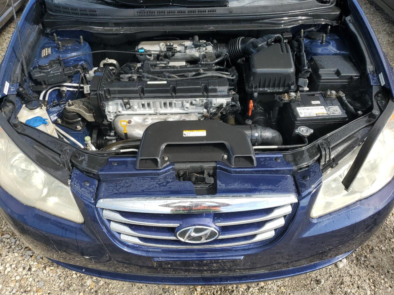 2010 Hyundai Elantra - Image 11
