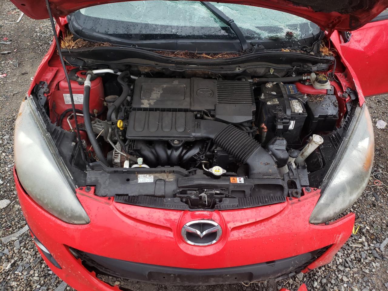 2013 Mazda 2 - Image 12