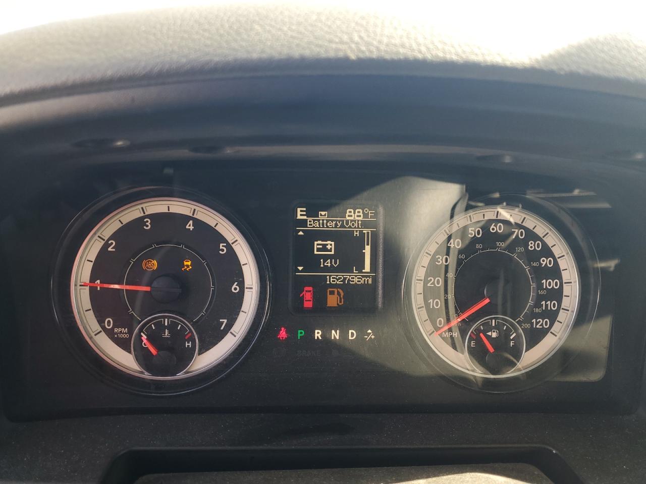 2018 RAM 2500 - Image 9