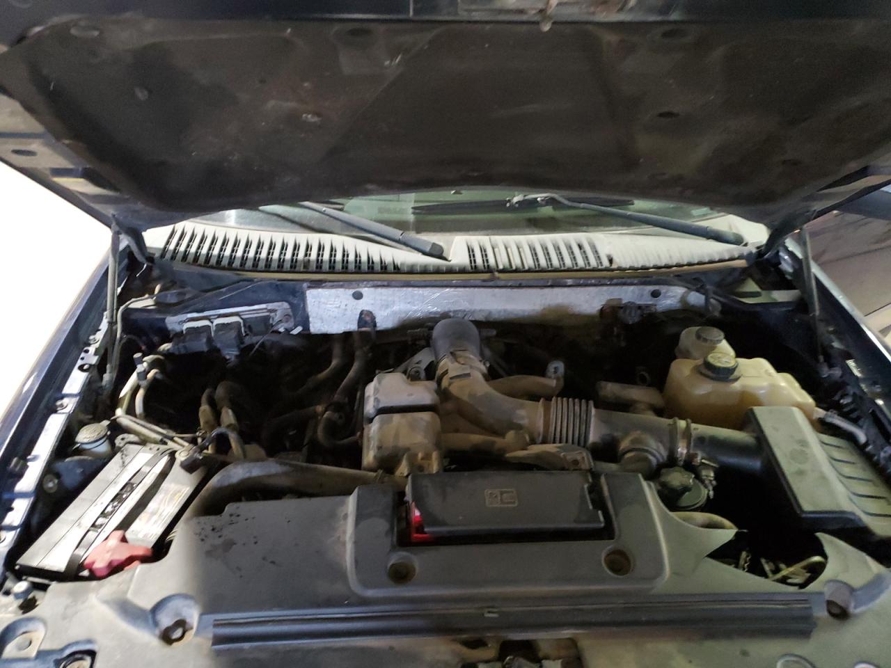 2008 Lincoln Navigator - Image 12