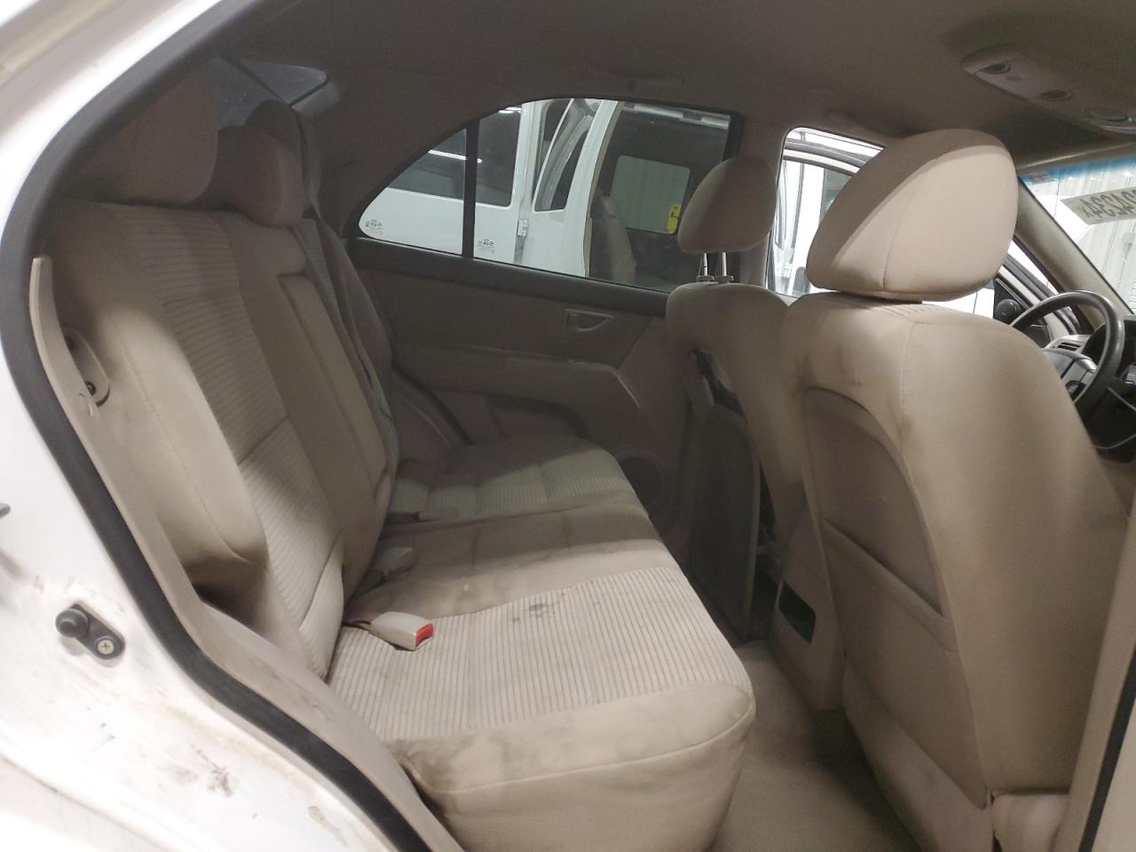 2009 Kia Sorento - Image 11