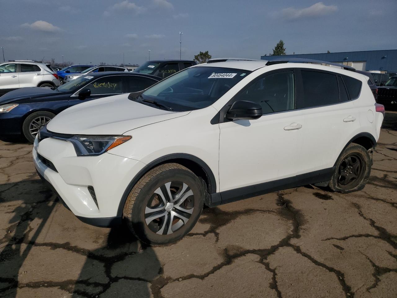 JTMBFREV3HJ133986 2017 TOYOTA RAV 4 - Image 1