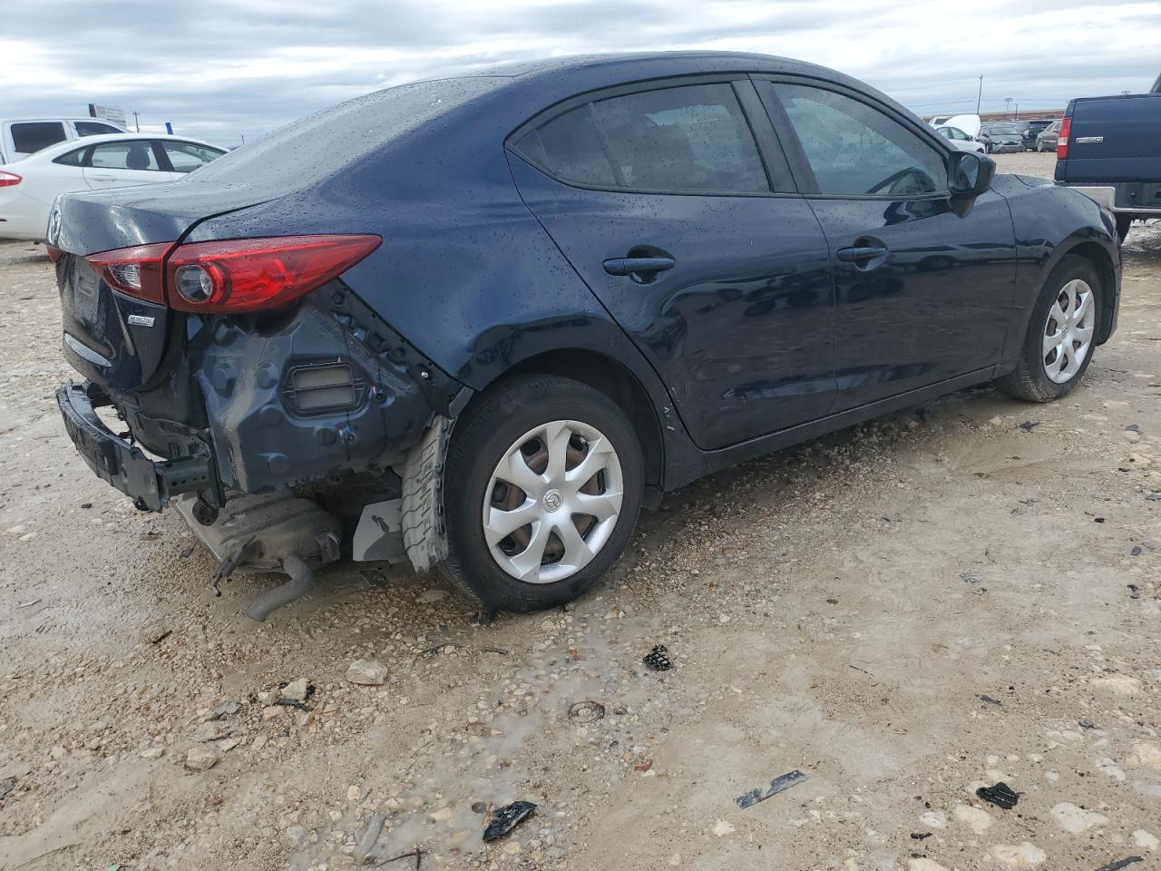 2016 Mazda 3 - Image 3