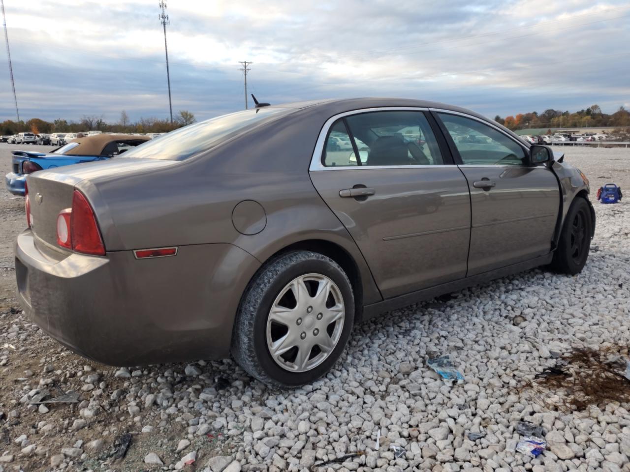 2011 Chevrolet Malibu - Image 3