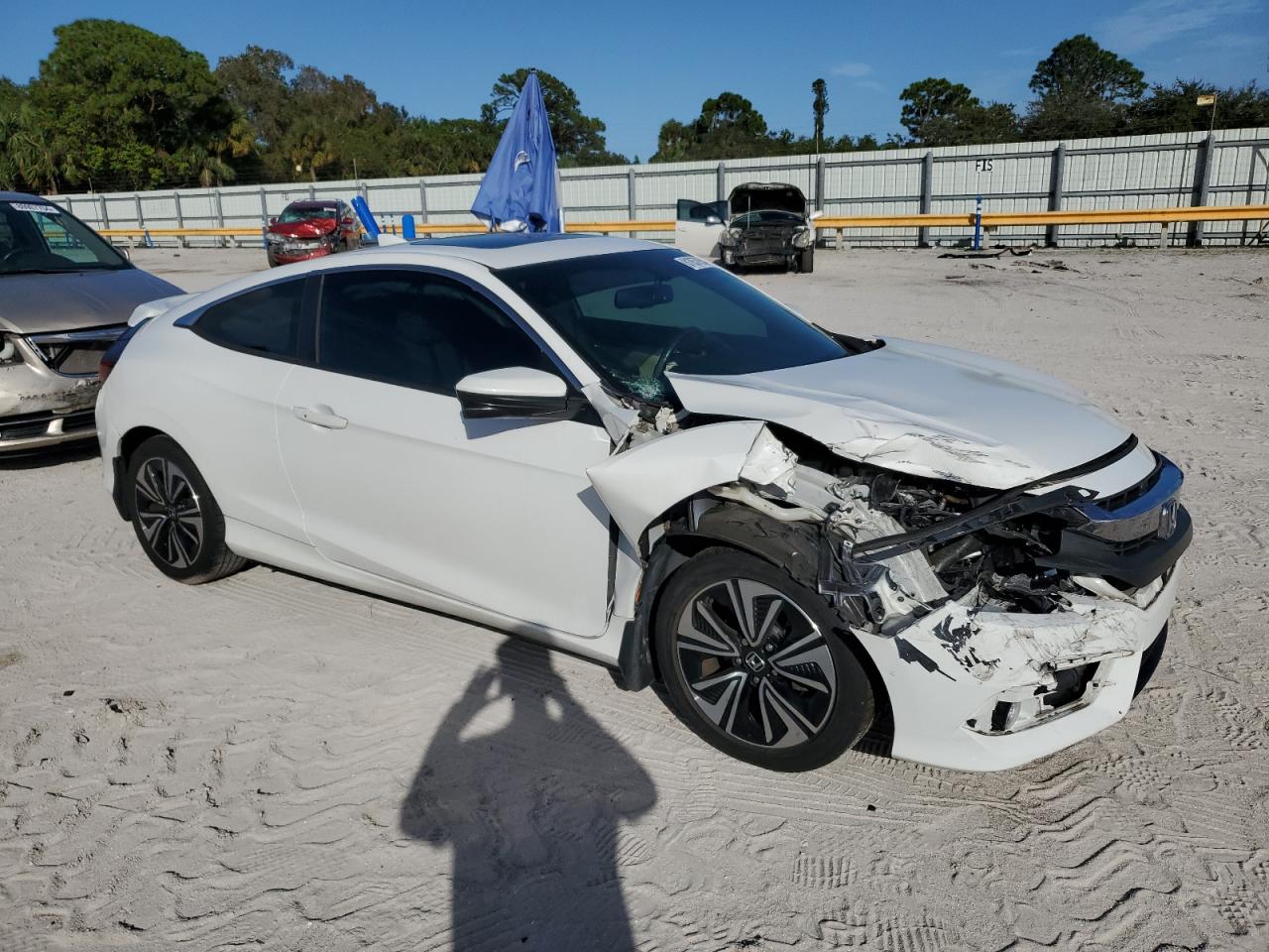 2016 Honda Civic - Image 4