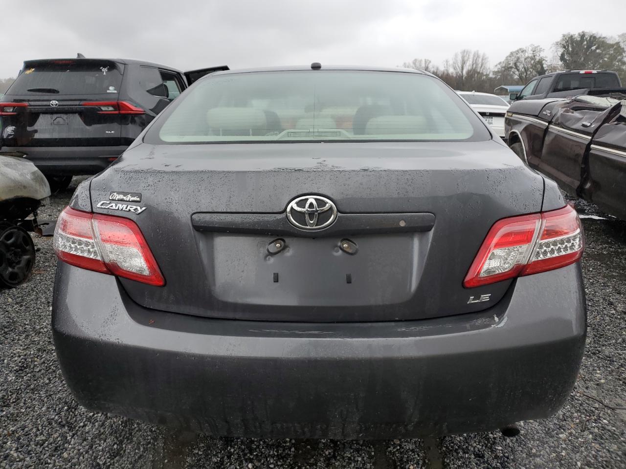 2010 Toyota Camry Base VIN: 4T1BF3EK8AU055322 Lot: 80967714