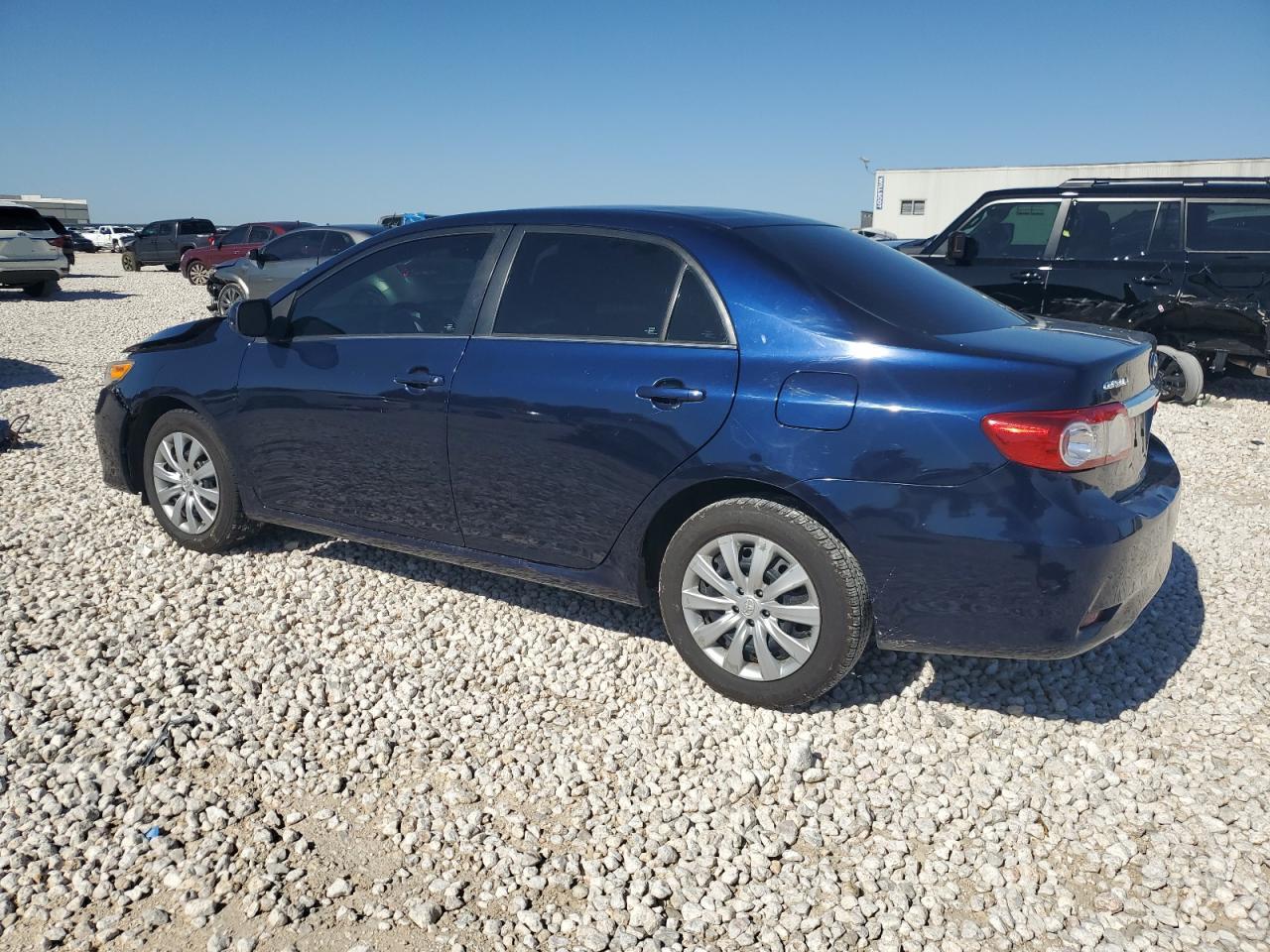 VIN 2T1BU4EE5DC076138 2013 TOYOTA COROLLA no.2