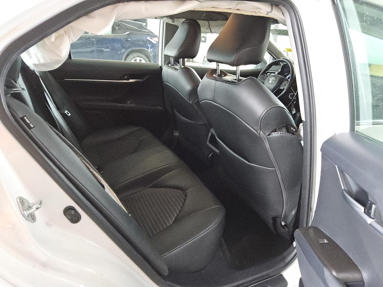 2021 Toyota Camry - Image 10